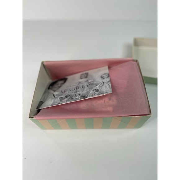 Madame Alexander doll with box 36670 Spring Flower Garden - Picture 3 of 8